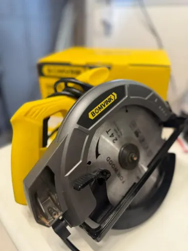 Serra circular 220V BOMVINK