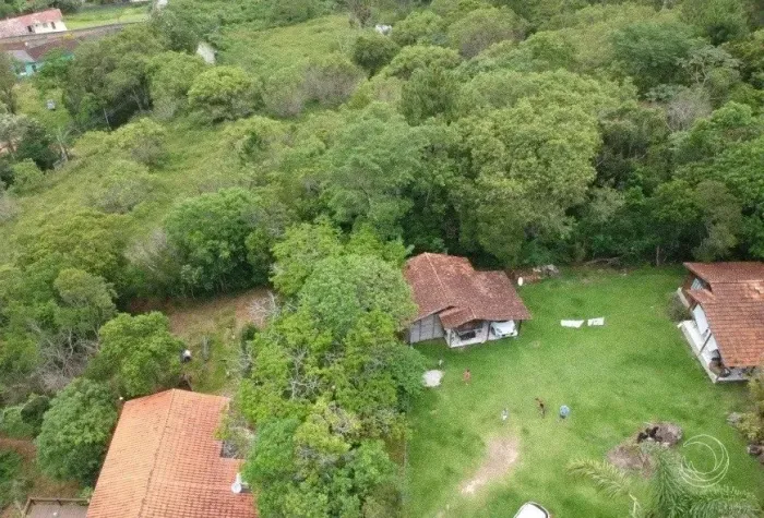 Sítio com 17.763,5 m² na Vargem Pequena em Florianópolis