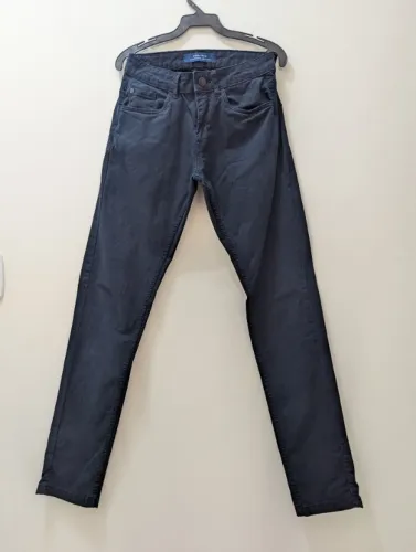 calça chino sarja zara slim fit masculina