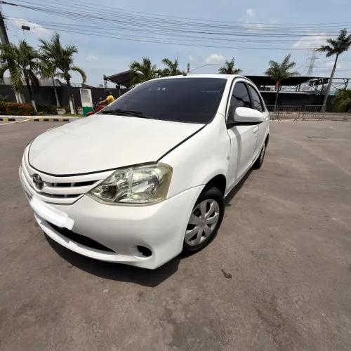 Etios xs 1.5 ano 2015 completo 