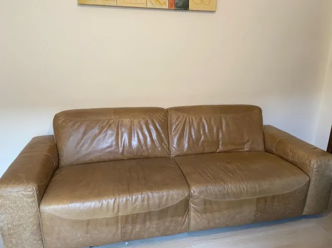 Sofá de Couro 4 Lugares