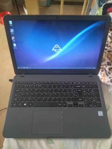 OLHE AS FOTOS NOTEBOOK SAMSUNG SEMINOVO ÓTIMO ESTADO