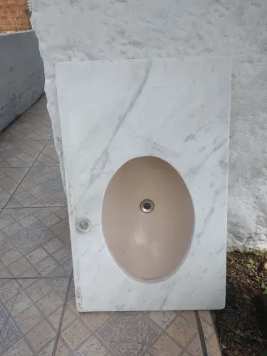 PIA BANHEIRO MÁRMORE MEDIDA PEDRA 80 X 50 + CUBA 43 X 30 