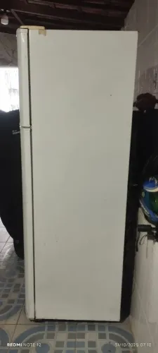 Vendo geladeira 500