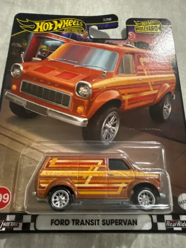 Hot Wheels Premium Boulevard Ford Transit Supervan