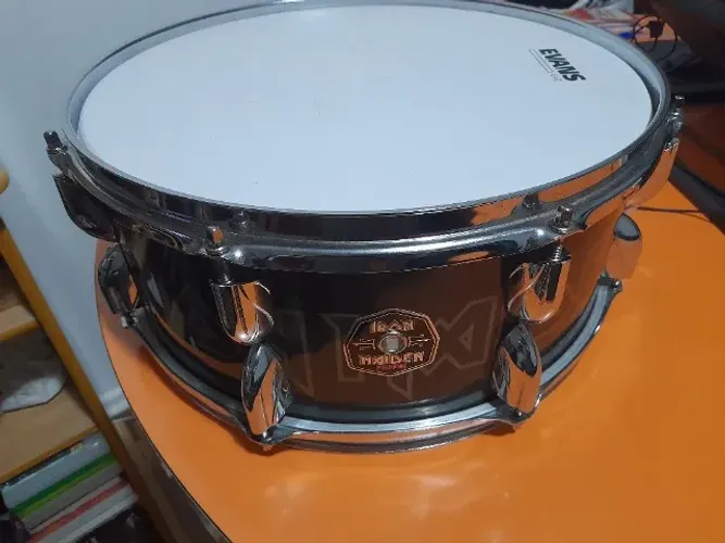 Caixa Premier para Bateria Iron Maiden 14x5,5 Birch, Nicko Mcbrain, usada, ler descrição