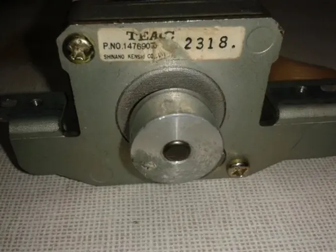 Motor De Passo Usado Teac 9x12 - Modelo 14769070-90 (Usado)
