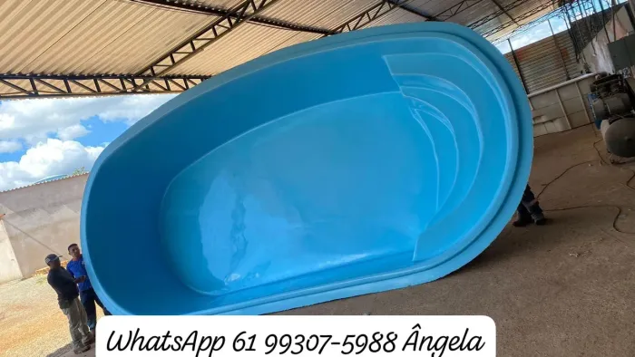 Piscina com kit filtrante instalado