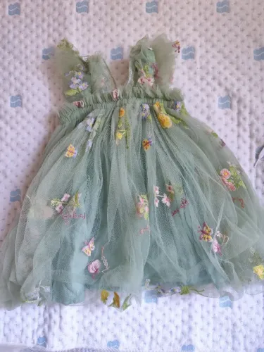 Vestido bebê festa flores/borboleta (tamanho 6-12 meses)