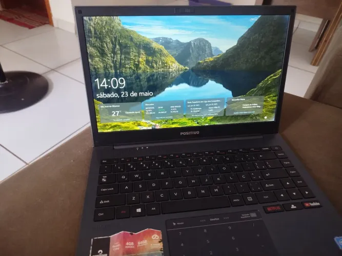 Notebook positivo 