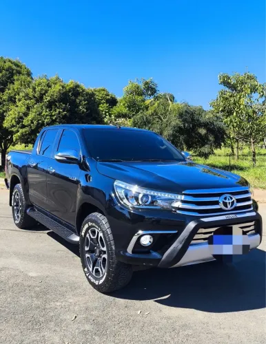 Toyota Hilux CD SRX 4X4 2.8 TDI 16V Diesel Aut. 2017