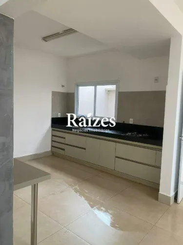 Casa Moderna em condomínio fechado para Alugar no Morada da Colina Uberlândia