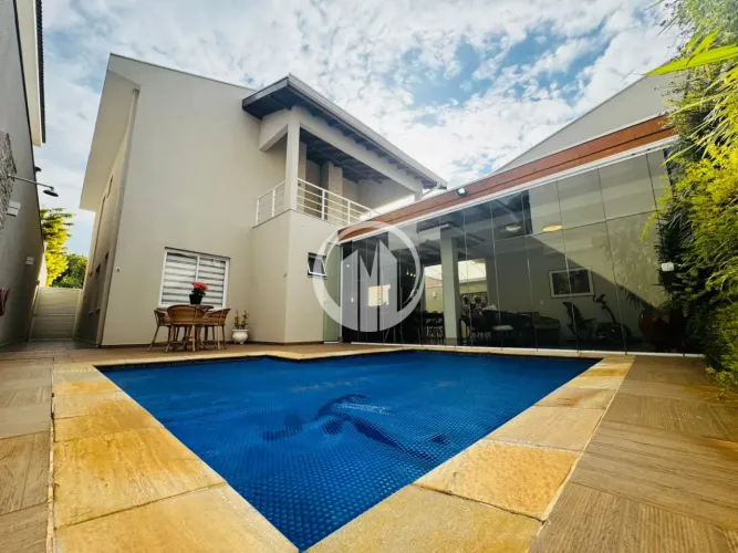Casa á venda com 3 suítes - Condomínio Bosque dos Jatobás - Engordadouro - Jundi