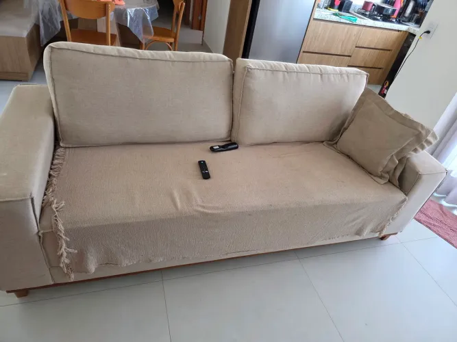 sofá dois lugares
