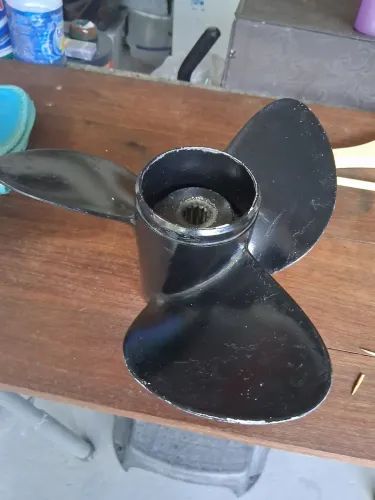 Helice de alumínio