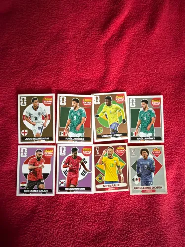 Vendo figurinha Legends copa 2022 e 2026