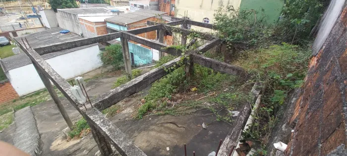 Vendo ou troco por sítio ou terreno no interior