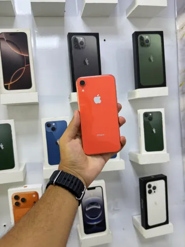 IPHONE XR 64 GB 