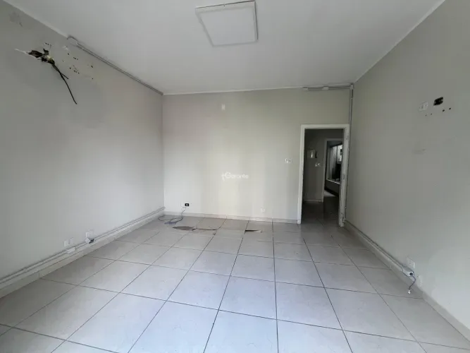 Salas Comerciais para locação com 70 m²