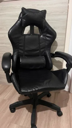 Cadeira Gamer - Semi Nova e Impecável