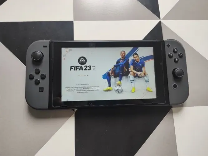 Nintendo switch V2 faço envio pela olx (não aceito ofertas)
