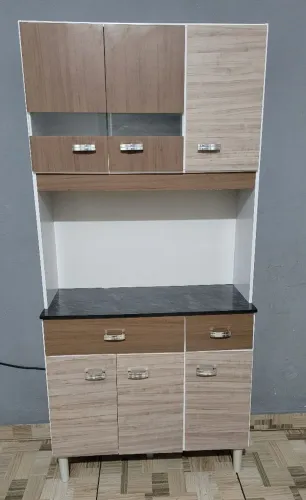 Armário multiuso