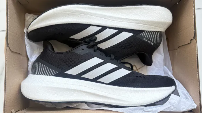 Tênis Adidas