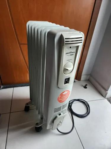 Aquecedor a óleo Britânia