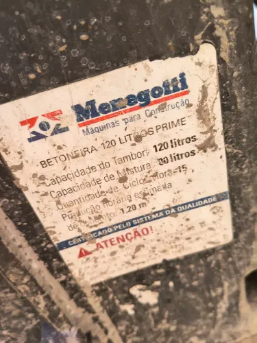 Betoneira Menegotti 120 litros 