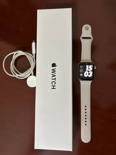 Apple Watch SE GPS 44mm