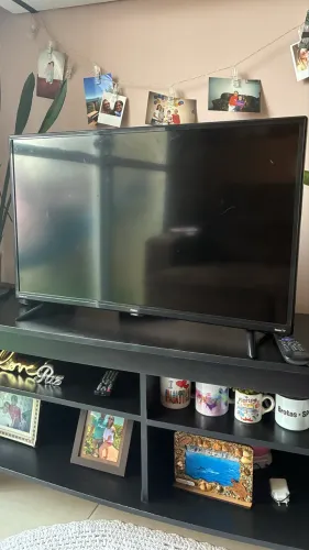 Vende se TV 32