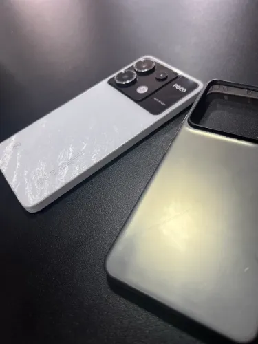 Vendo celular poco x6 12 de ram e 256 de memória
