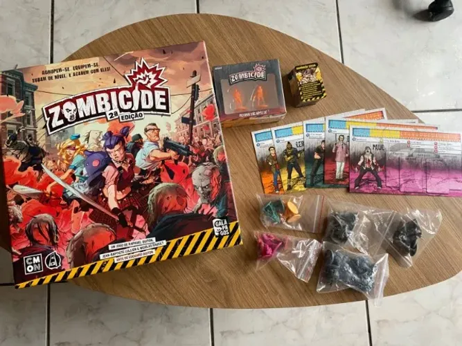 Zombicide Segunda Edição & Extras