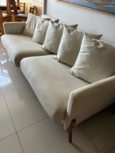 Sofá perfeito com 2 anos de uso