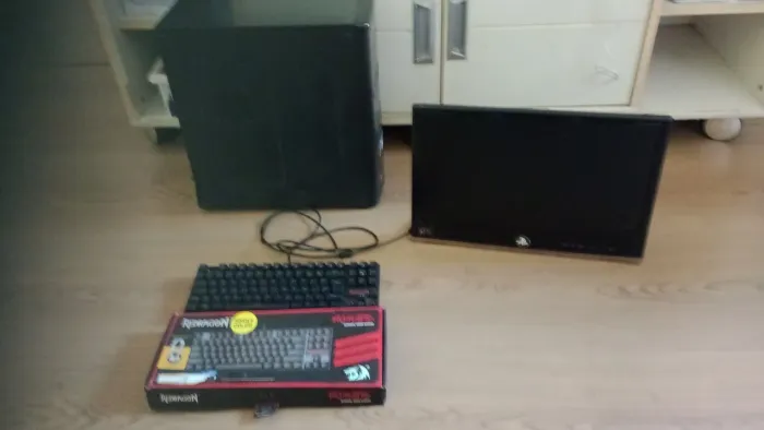 CPU MONITOR TECLADO 