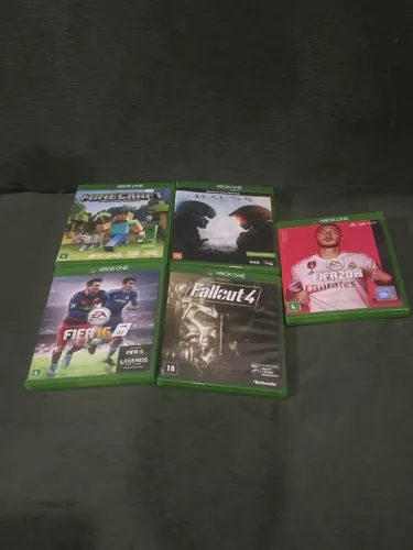 Lote com 5 jogos de Xbox one