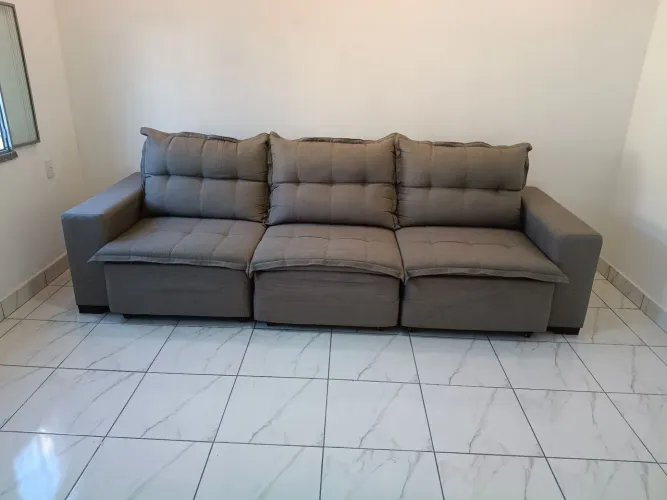 Vendo Sofa Retrátil e Reclinável com pouco tempo de uso