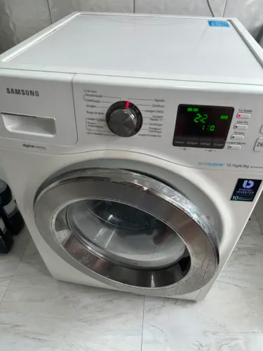 Máquina Samsung lava e seca