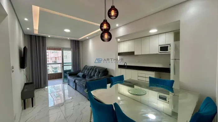 Apartamento mobiliado à venda no Boqueirão em Praia Grande a 100 metros da Praia