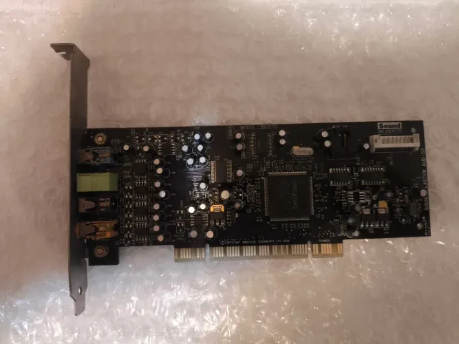 Placa de som 5.1 audigy sb570 sound blaster