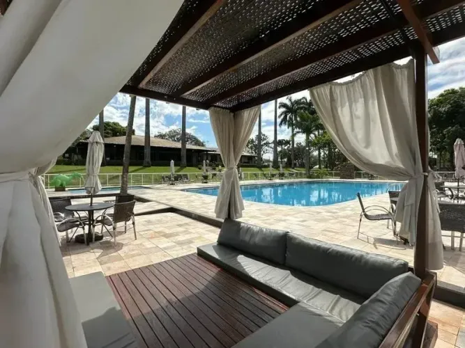 Condomínio Bella Vitta - terreno de esquina com 256m², face leste/norte.