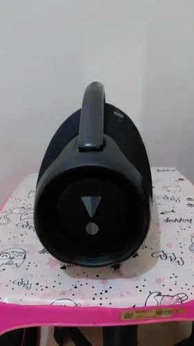 Vende-se caixa bombox 3