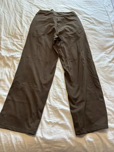 Calça Wide Leg Marrom Poliamida Fluida - Fitness/Pilates (Tam G)