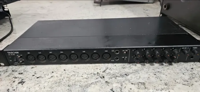 Interface De Áudio Tascam Us-16x08 (Usado)