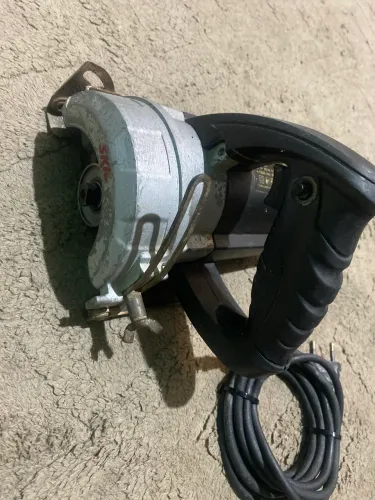 Máquina Skil boa só falta encaixe do disco