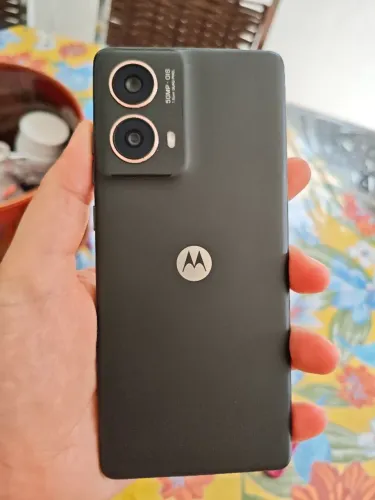 Motorola moto g85