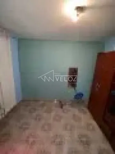 Apartamento - / Residencial / Centro