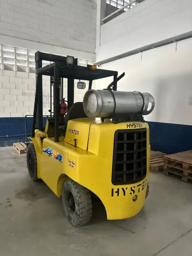 Empilhadeira Hyster