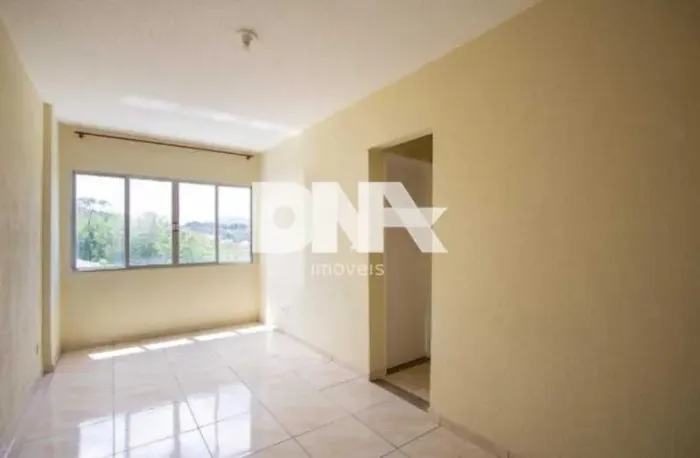 Apartamento : / Residencial / Centro