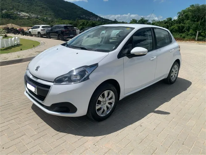 Peugeot 208 Active 1.2 Flex 12V 5P Mec. 2018